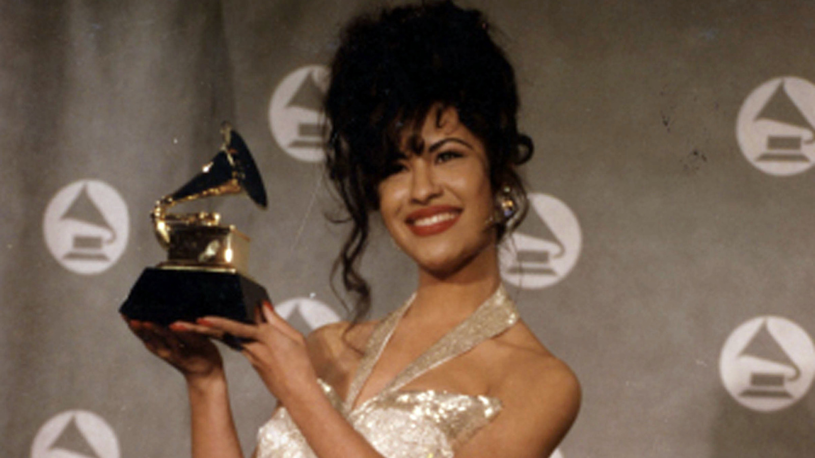 What Were Selena Quintanilla's Last Words? Chilling Details About Her Tragic Death - The List