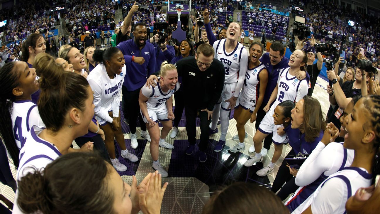 2-seed TCU women roll into school's 1st Sweet 16