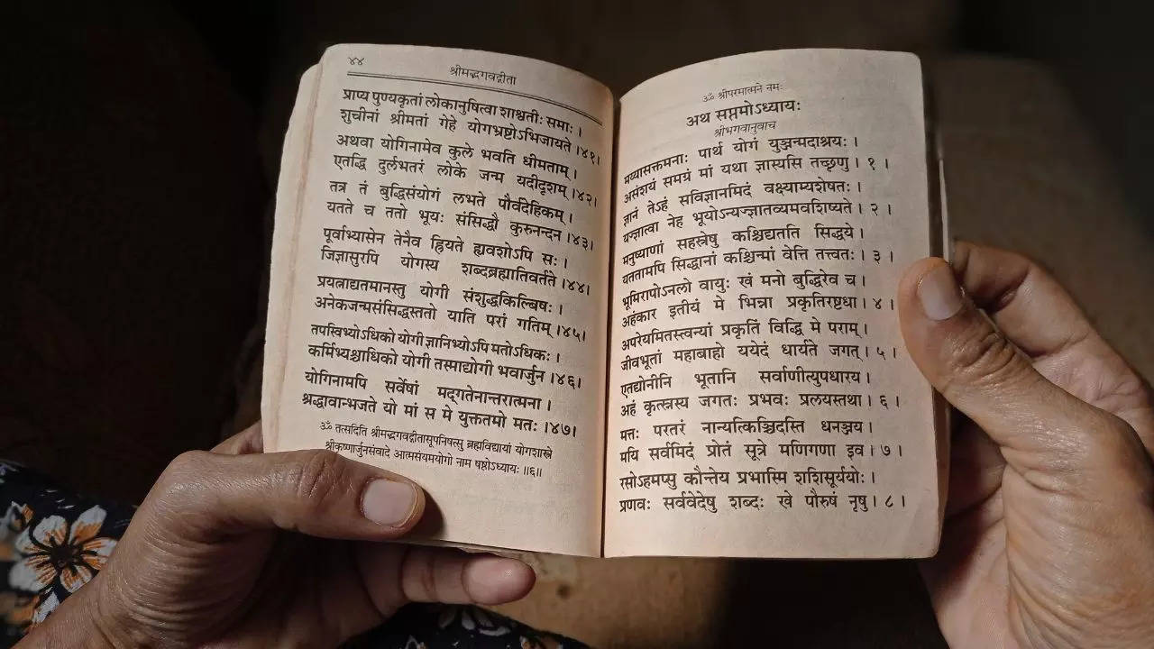 5 Sanskrit phrases that help build confidence and are excellent affirmations