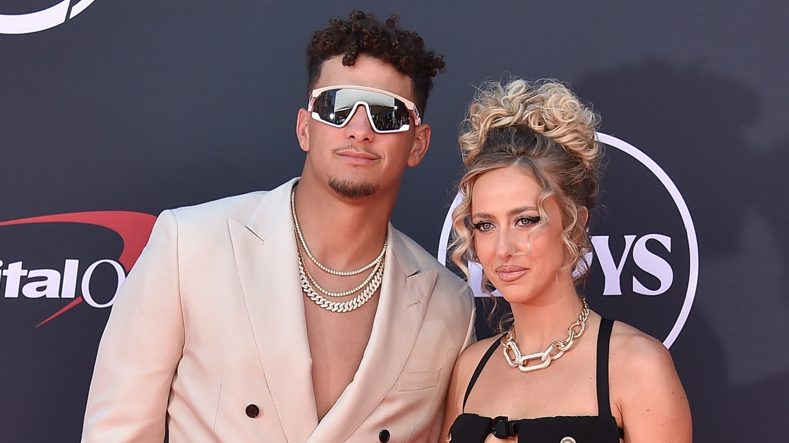 5 Signs Patrick & Brittany Mahomes' Relationship Is On The Rocks - The List