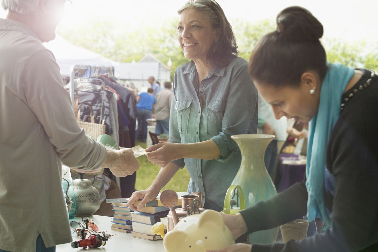 6 Mistakes To Avoid When Throwing A Yard Sale