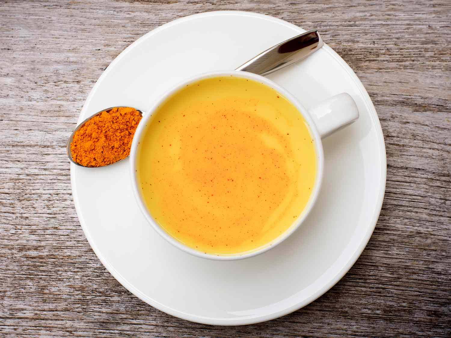 8 Healthy Benefits of Turmeric Tea and Why Doctors Want You to Drink More of It