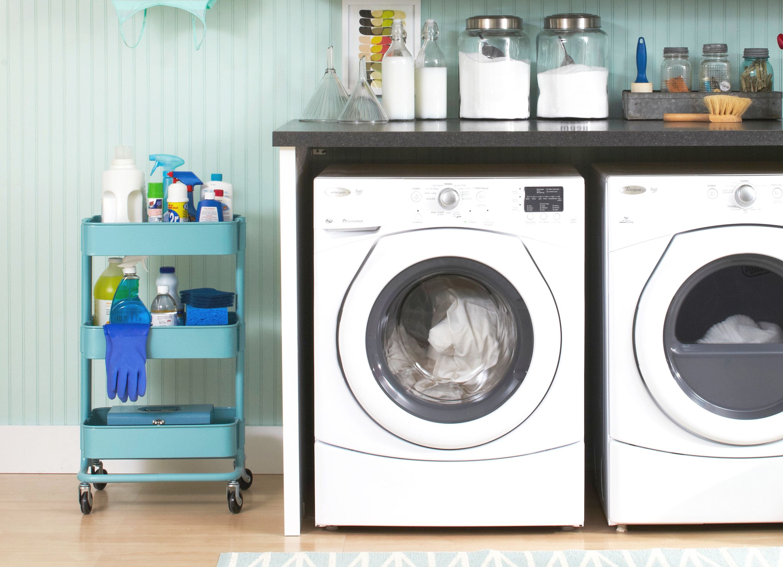 8 Telltale Signs Your Washing Machine Needs a Replacement