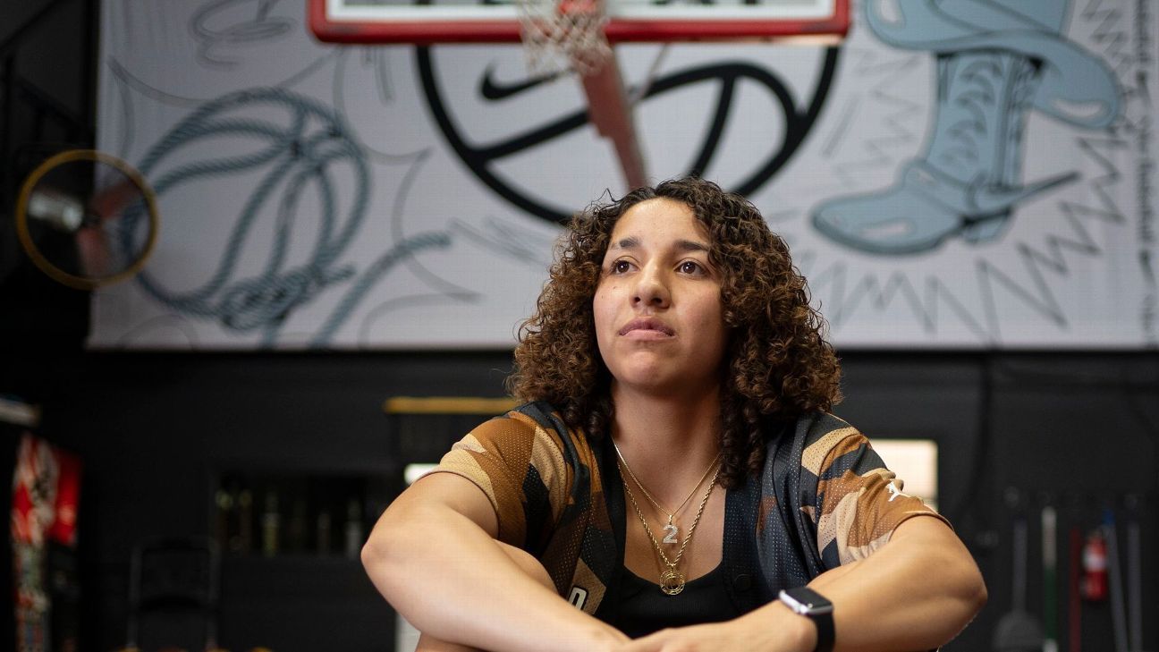 Aaliyah Chavez's unlikely route to top girls basketball prospect