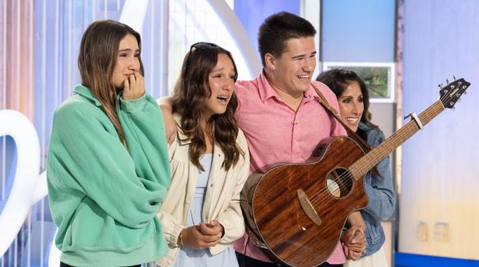 'American Idol' contestant makes judges emotional