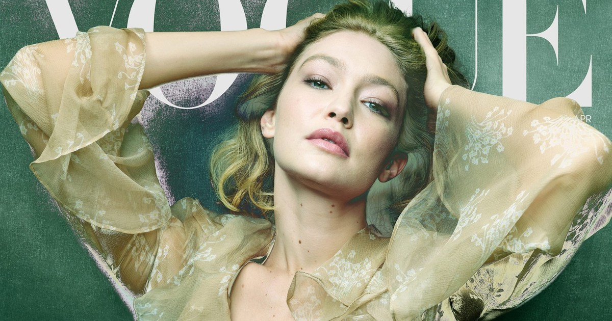 Anna Wintour Welcomes Gigi Hadid Back (For the Fifth Time) onto the Cover of Vogue