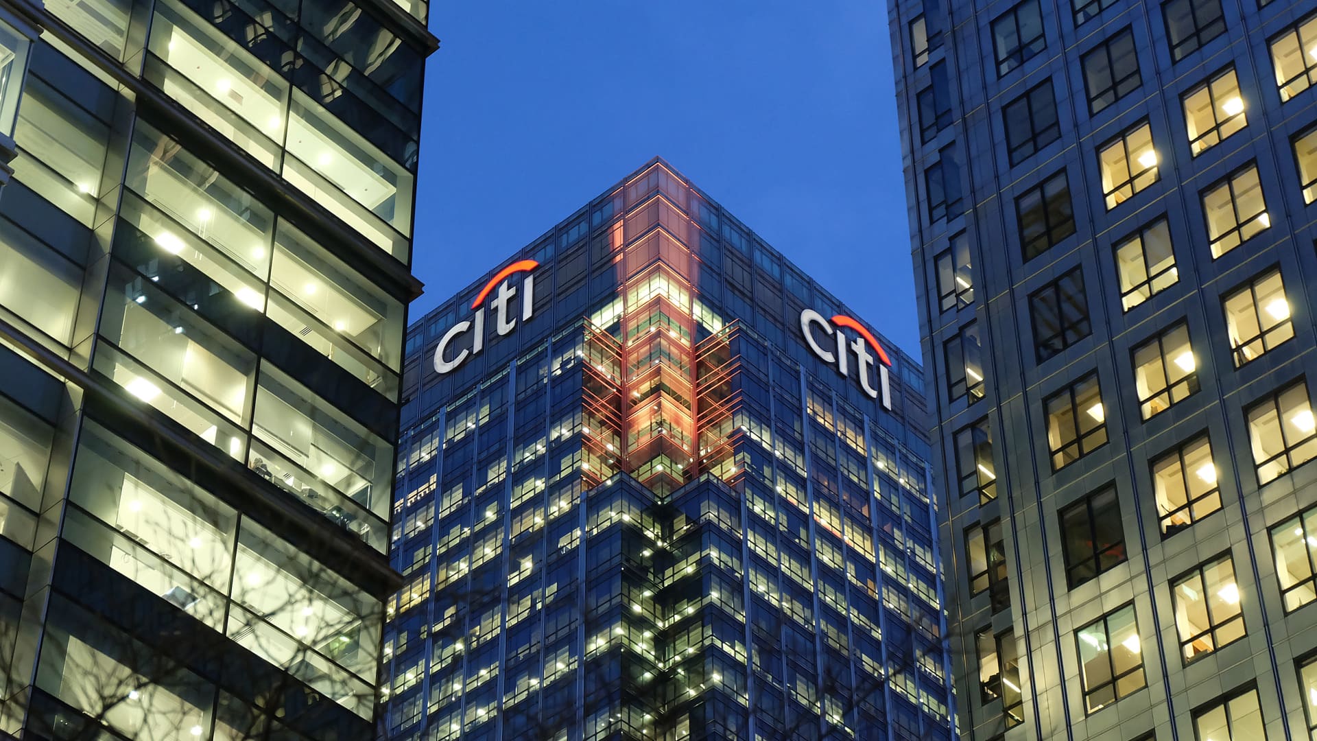 Another 'near miss': Citigroup mistakenly credited a customer account with $81 trillion