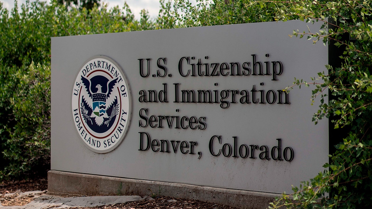 Aurora authorities 'declined' to help search for 2 illegal aliens who escaped Colorado detention facility: ICE