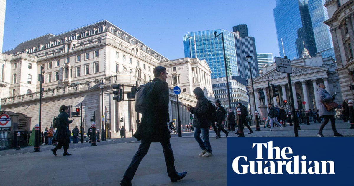 Bank of England says companies freezing hiring plans as it keeps interest rates on hold