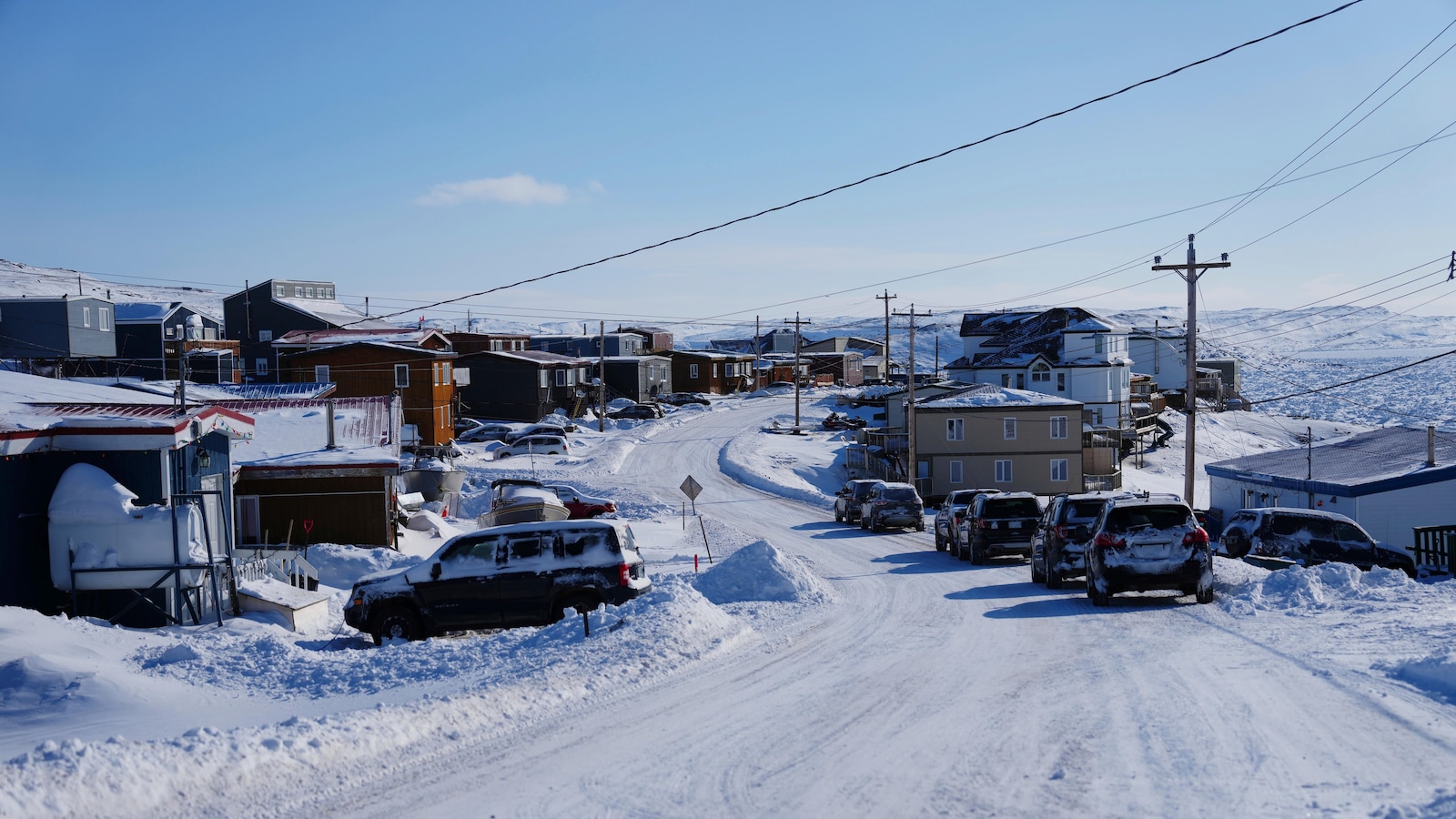 Canada's new prime minister announces Australian radar purchase while visiting edge of Arctic Circle