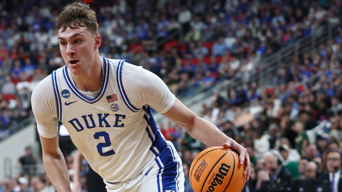 'Cooking' Duke rolls past Baylor into Sweet 16