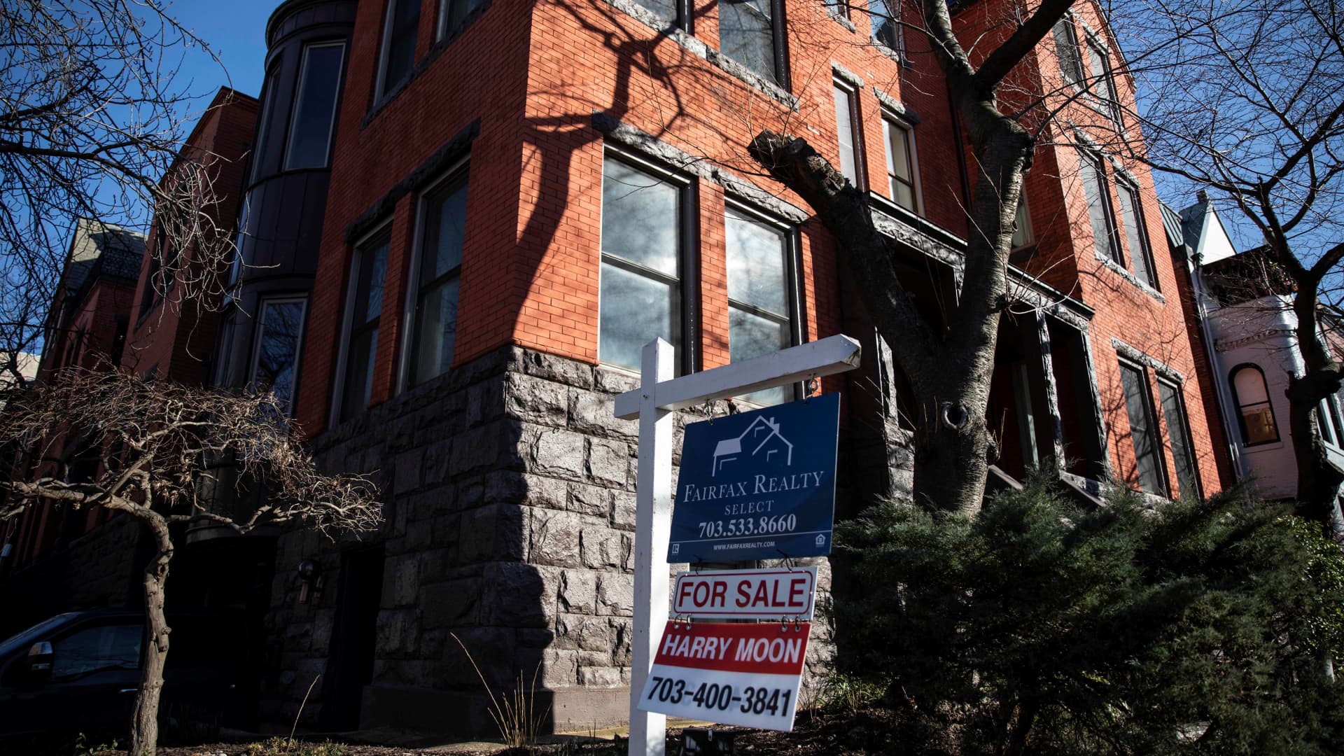 DC housing market shows signs of cracks amid mass federal layoffs