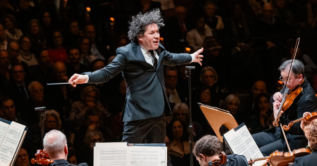 Dudamel Leads a Premiere by a Youthful Ravel. Not Bad for a Kid.