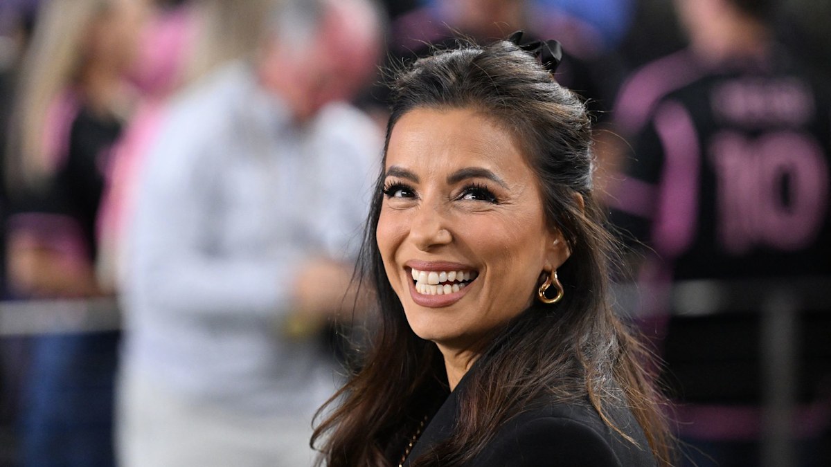 Eva Longoria's then-and-now photos will leave fans flabbergasted as she turns 50