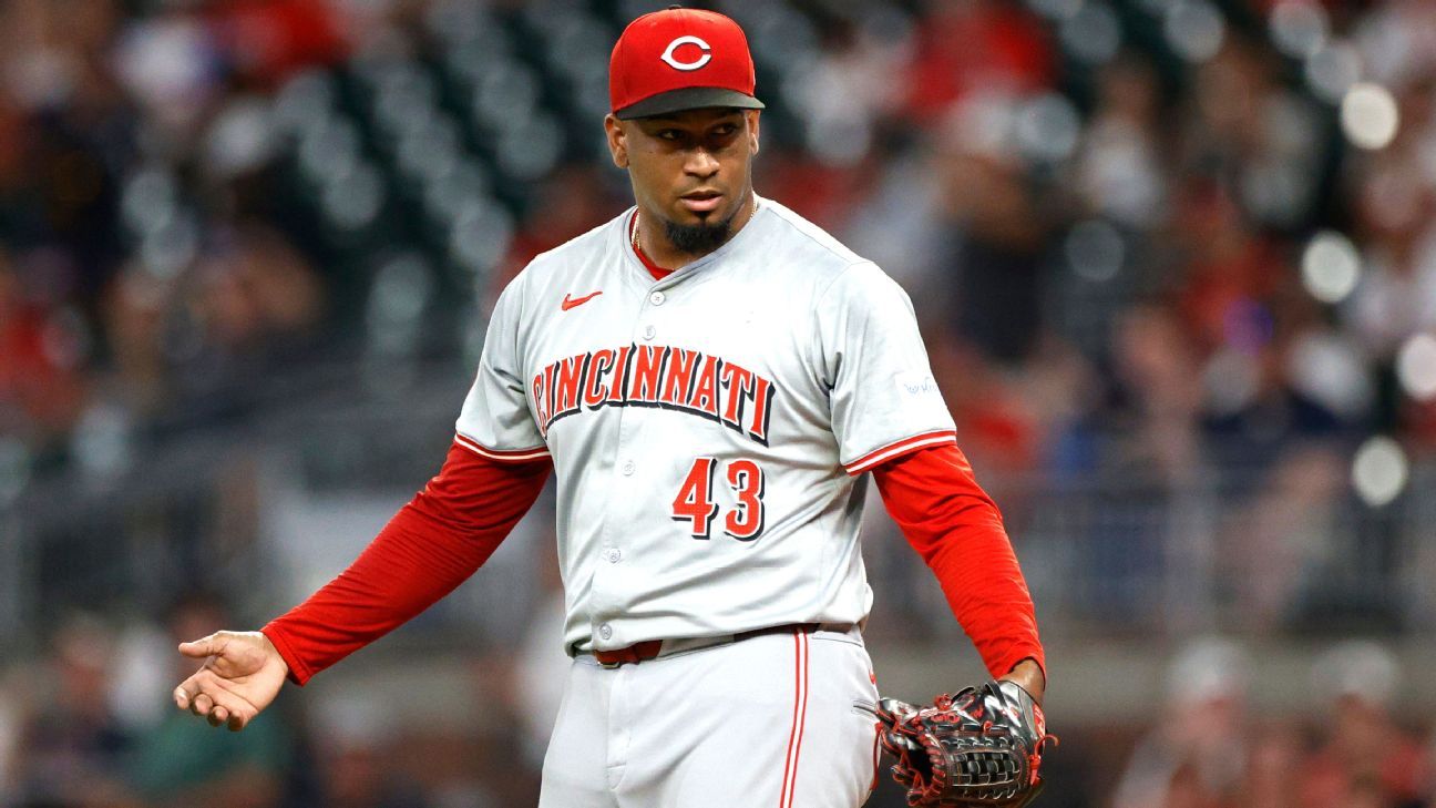 Fantasy baseball: Reds to start season without Alexis Diaz and other closer news