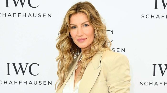 Gisele Bündchen steps out with newborn son, boyfriend in Miami