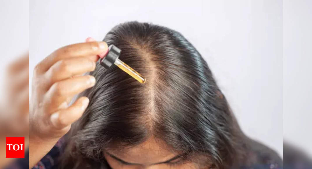 Hair Fall: This is the best way to oil hair if you suffer from severe hair fall | - The Times of India