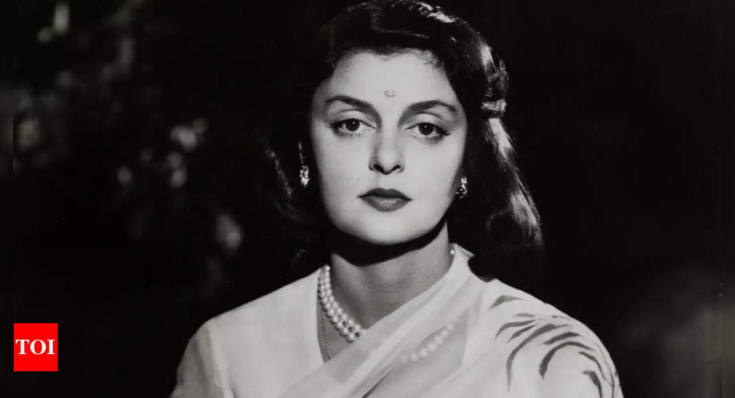 How Maharani Gayatri Devi turned a gunpoint robbery of her pearl necklace into a lesson in grace and style - The Times of India