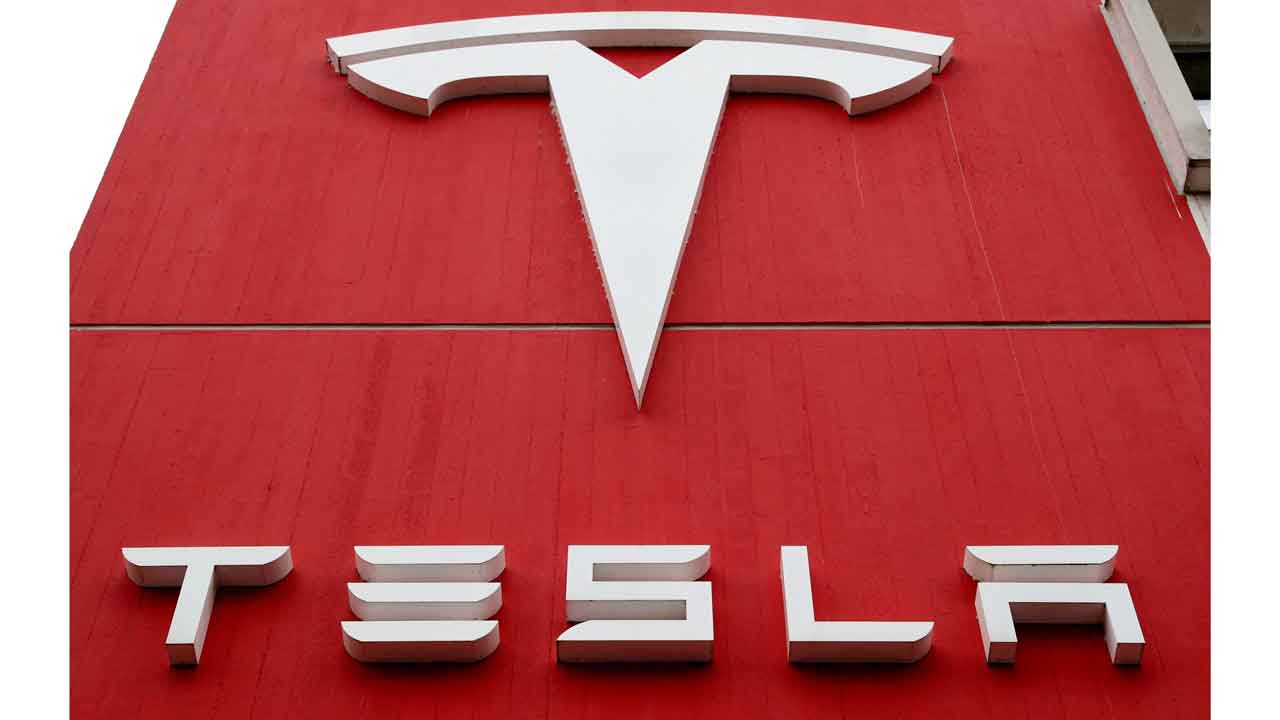 Incendiary devices located at Tesla dealership, Austin police say