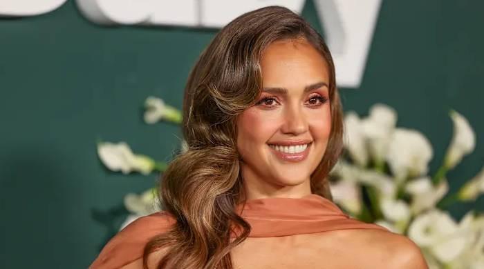 Jessica Alba all set to get back into dating scene after Cash Warren split