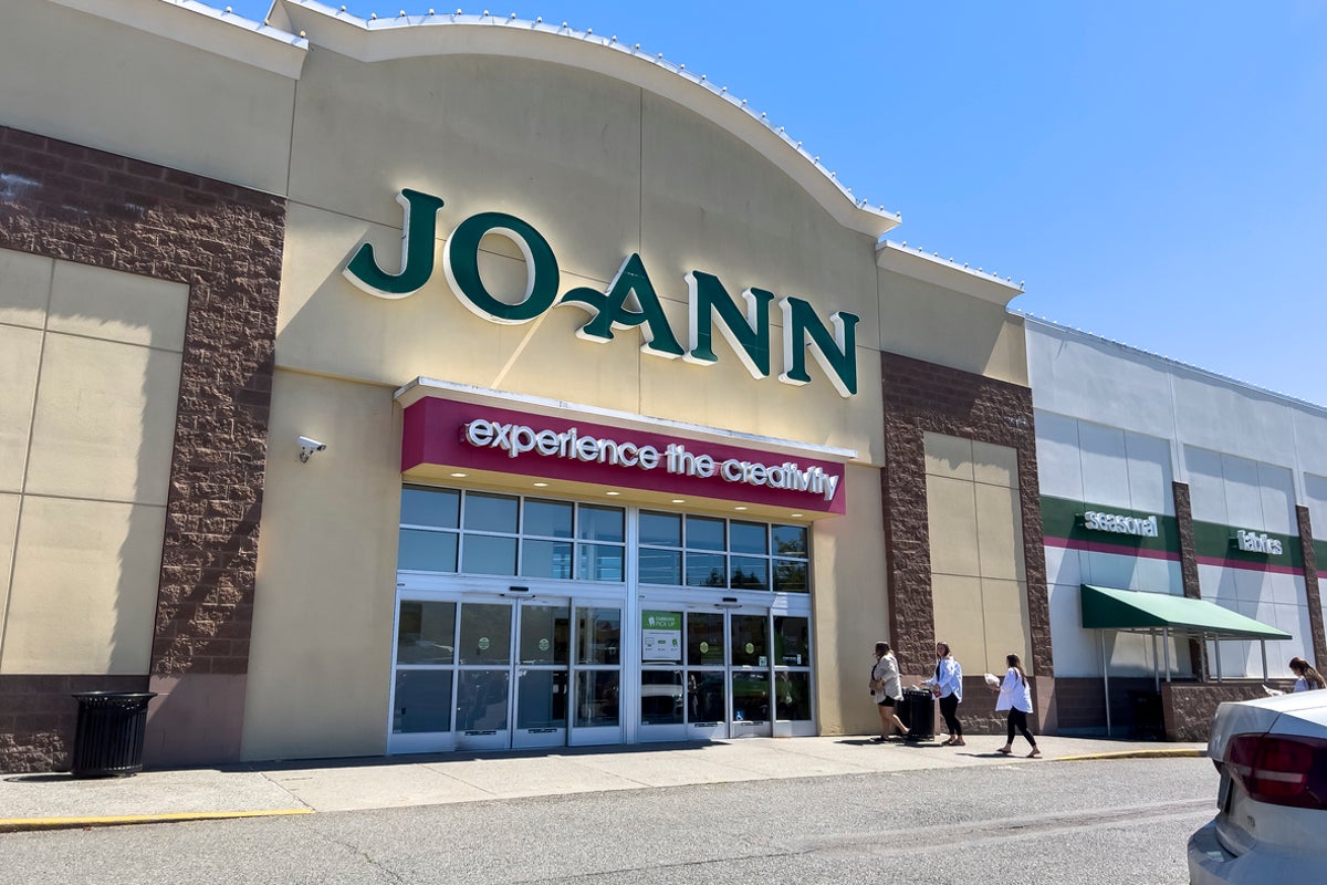 Joann’s customers furious over sudden gift card cutoff date ahead of store closures