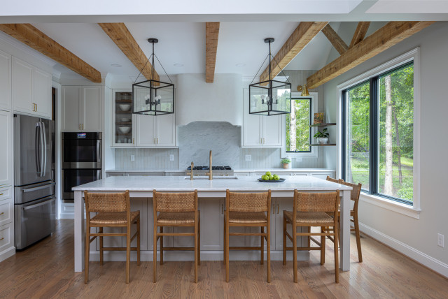 Kitchen of the Week: Open Plan and a Clean Look for a Family of 8