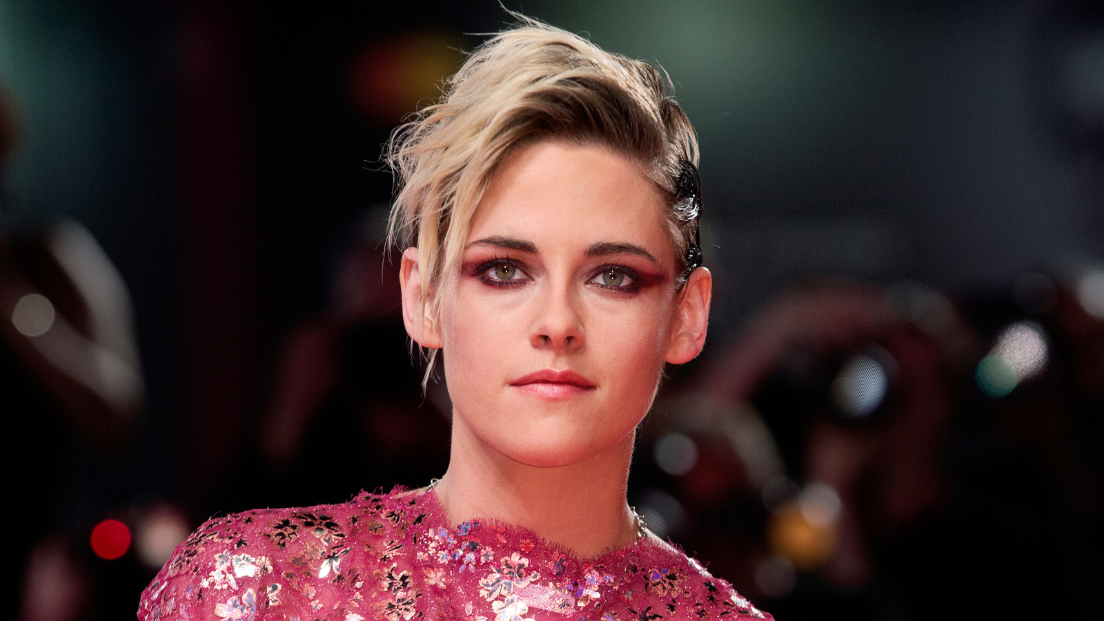 Kristen Stewart's Hair Has Changed A Lot Since Twilight - The List