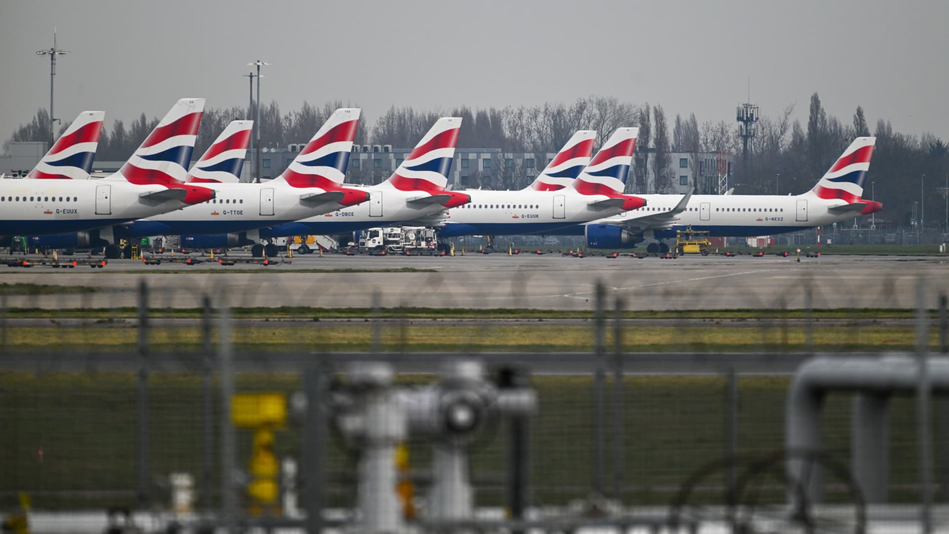 London’s Heathrow Airport prepares to restart flights after major fire nearby shuts down travel