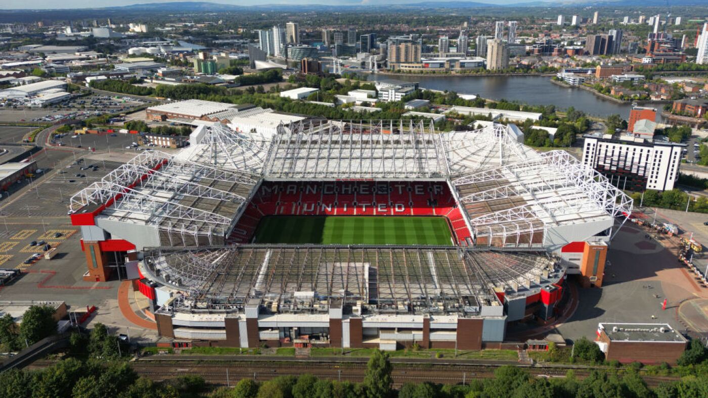 Manchester United announces plans for a new $2.5 billion stadium next to Old Trafford