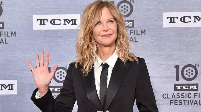 Meg Ryan spoiled her face with plastic surgery: Experts weigh in