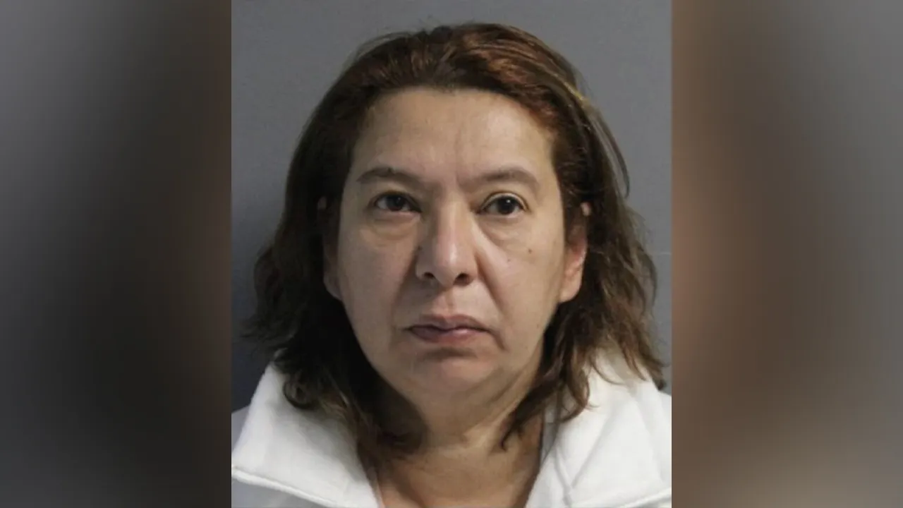 New York woman arrested for allegedly operating fake dentistry practice, injuring patients