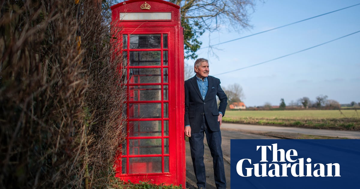 No change needed: campaigner saves his last local phone box