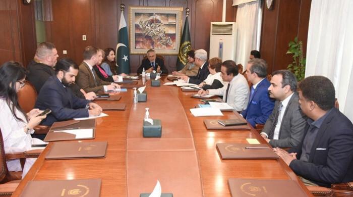 Pakistan, US hold talks to clarify consular issues amid visa uncertainty