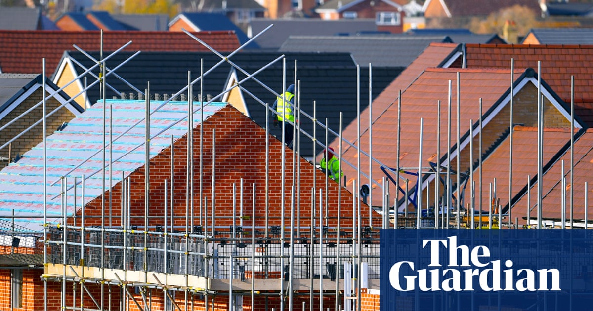 Recruitment report reveals rise in UK demand for construction workers