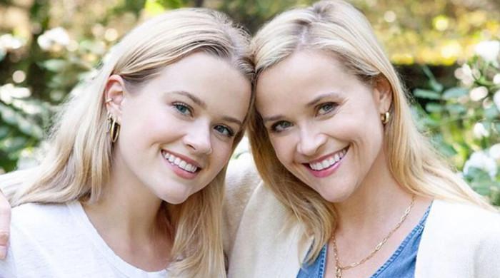 Reese Witherspoon’s daughter Ava Phillipe share unseen old snaps with mom