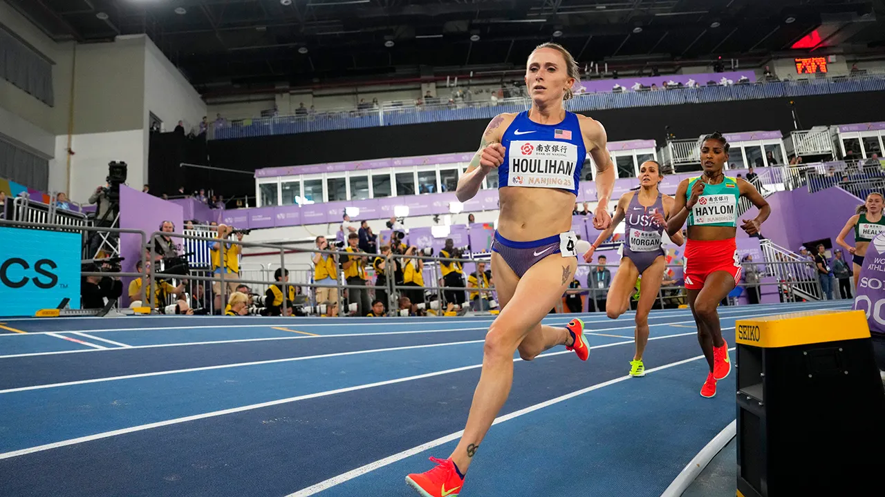 Shelby Houlihan, former US Olympic runner, back on podium 4 years after tainted burrito controversy led to ban