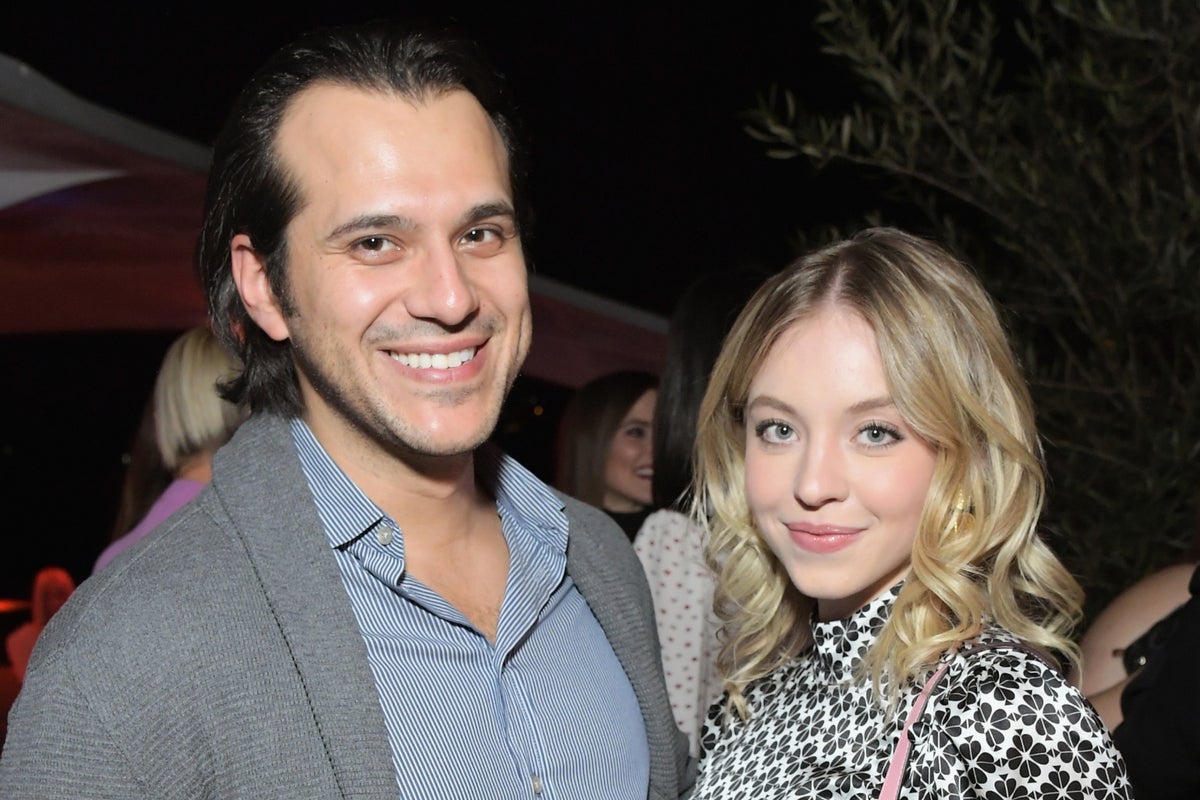 Sydney Sweeney sparks breakup rumors after deleting photo of her kissing fiancé