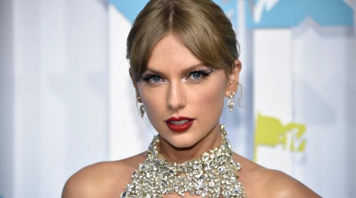 Taylor Swift gets under fire for recent controversial move