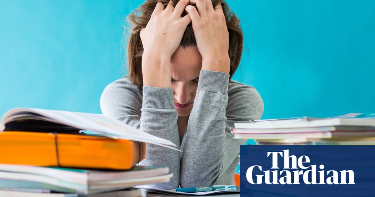 Teachers launch legal action over pension delays stalling divorces