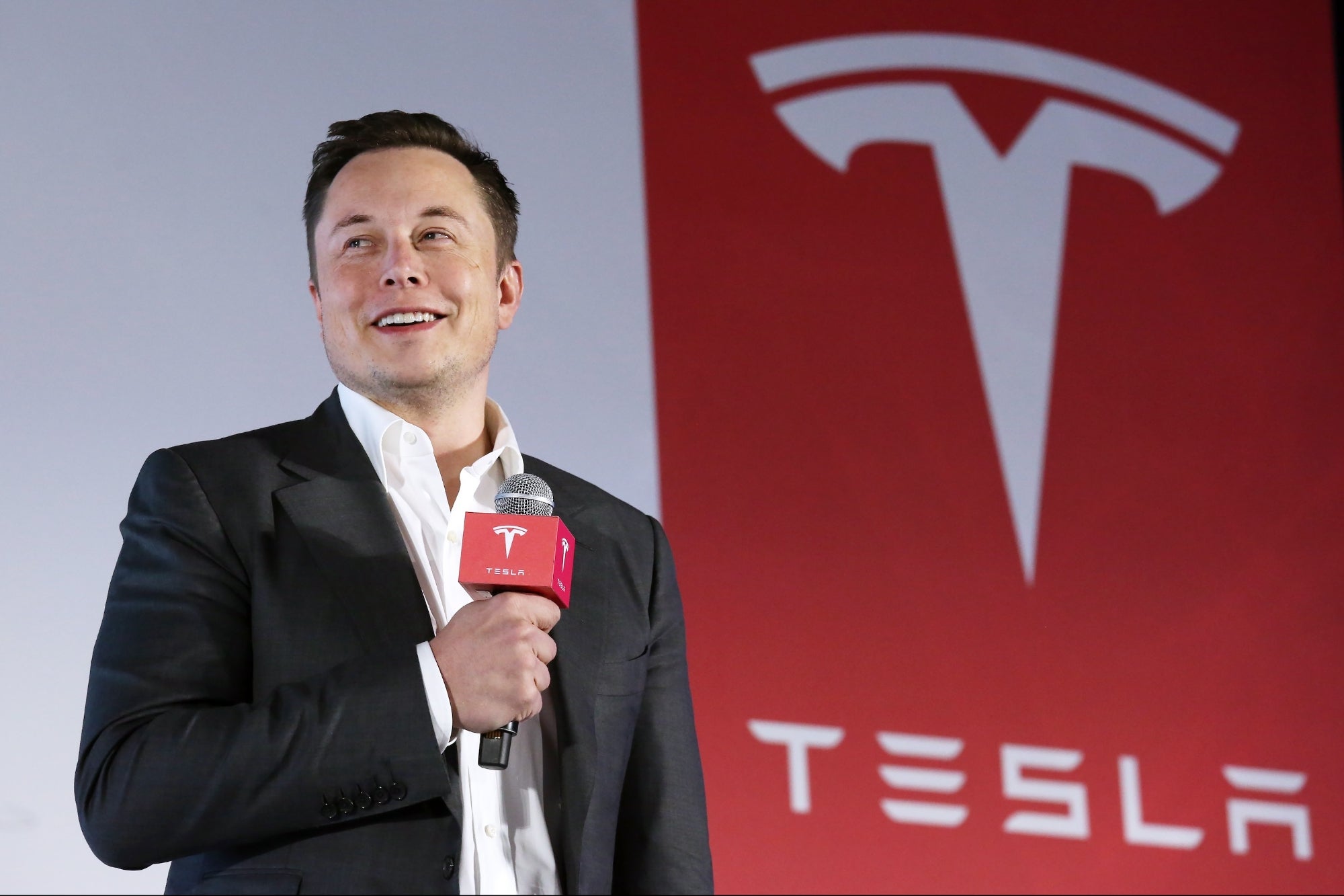 Tesla CEO Elon Musk Reassures Employees at All-Hands Meeting | Entrepreneur