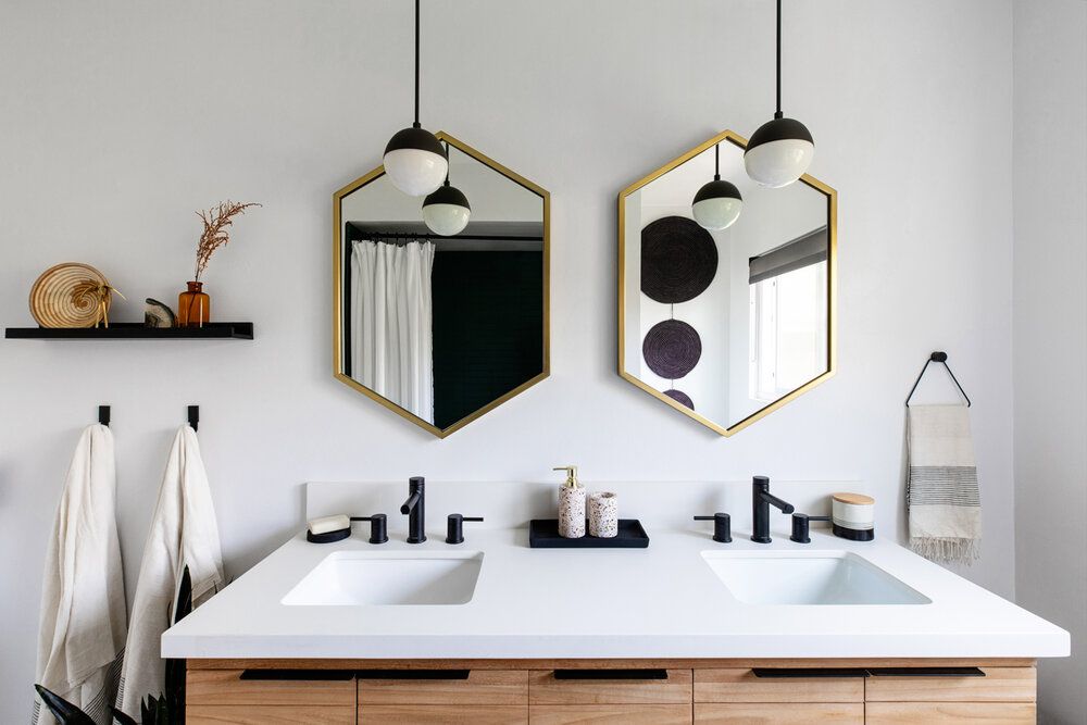 The Best Bathroom Mirror Ideas to Make Your Space Feel So Much Larger