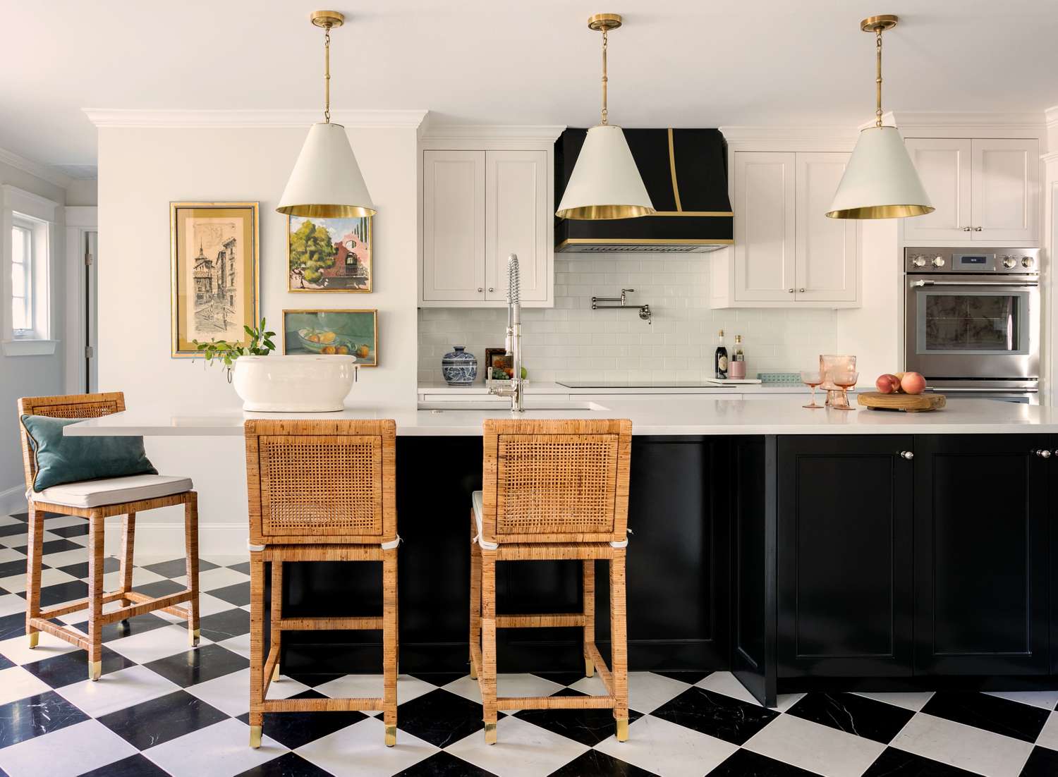 The Best Kitchen Paint Colors To Pair With White Cabinets, According To Designers