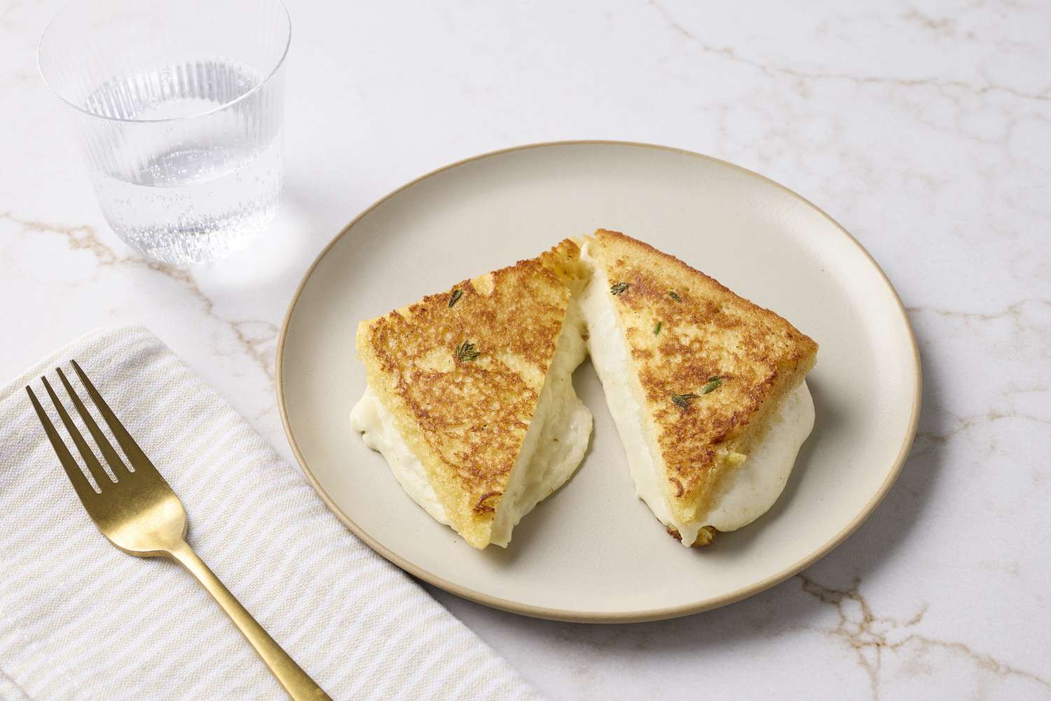 These Gooey Grilled Mozzarella Sandwiches Are a Lunchtime Home Run