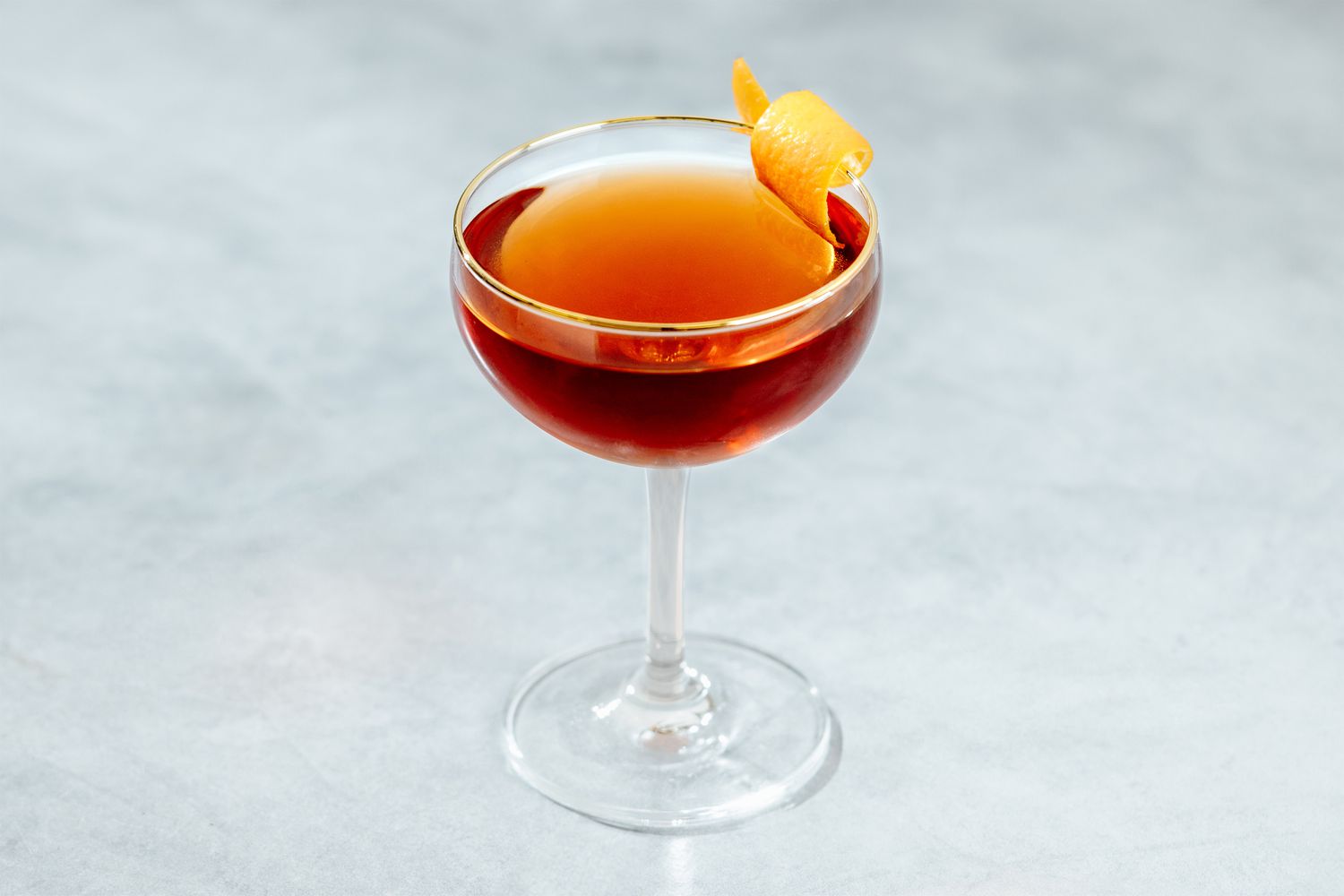 This Classic Cocktail From the 1800s Is a Martini and Manhattan Mashup