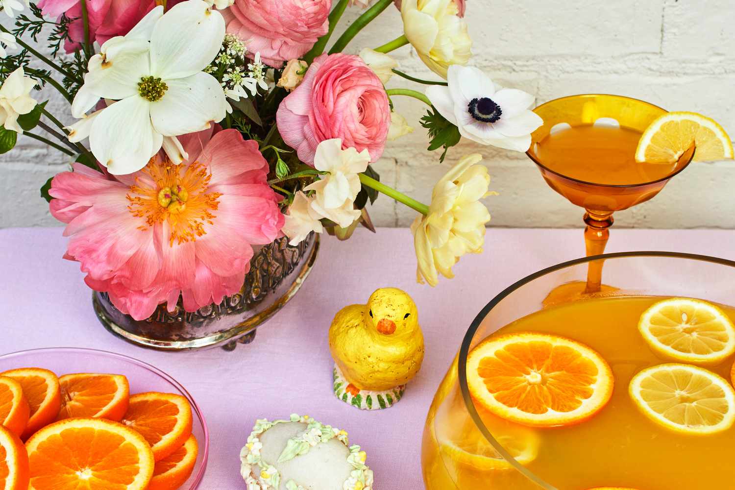 This Easter Brunch Is Filled With Hand-Me-Down Treasures And Brilliant Blooms