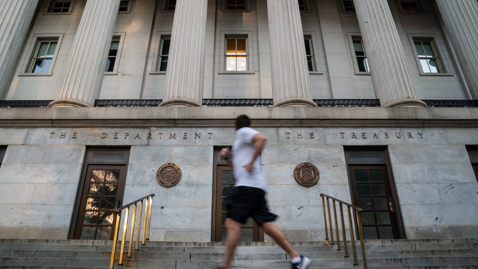 Treasury scraps reporting rule for U.S. small business owners