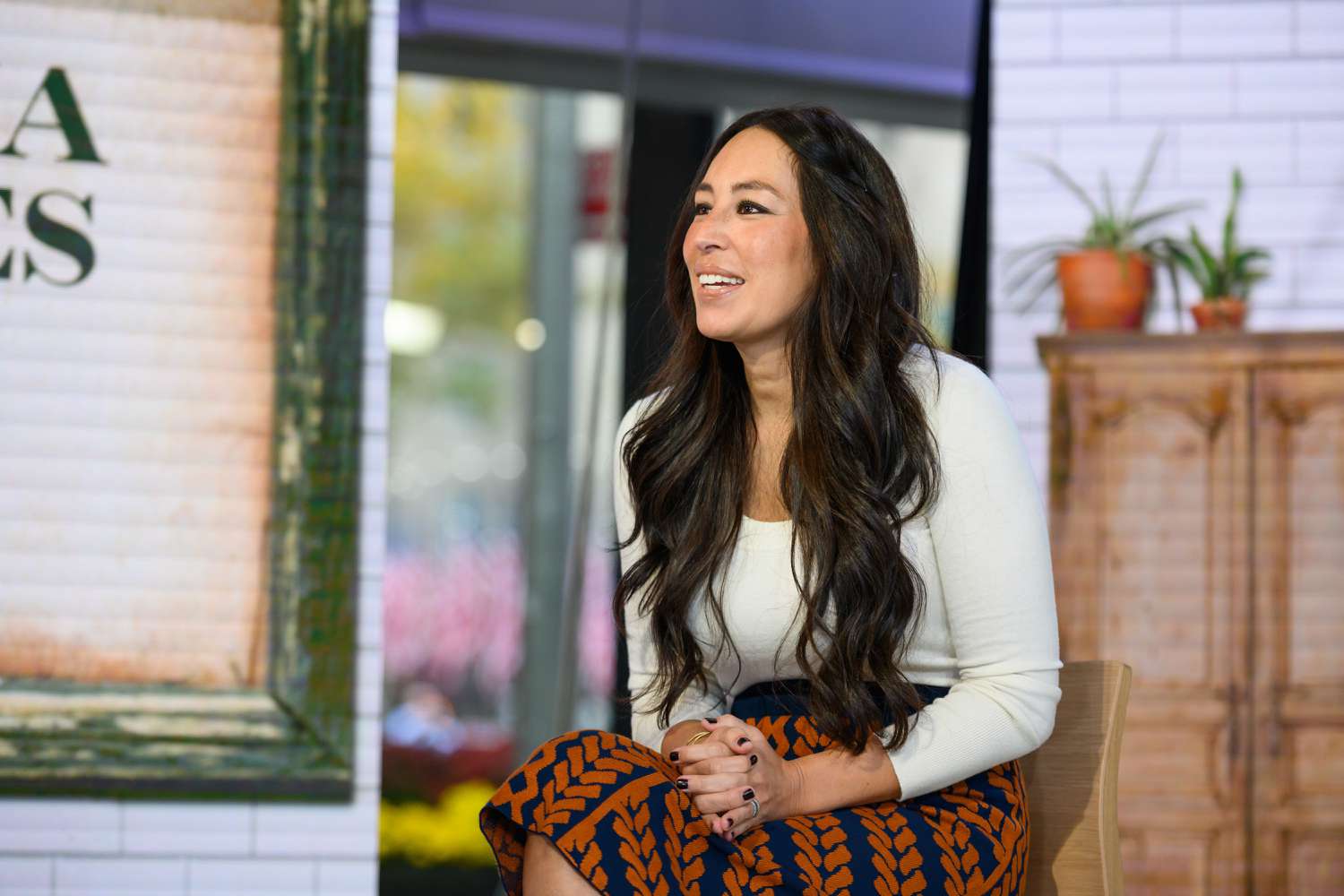 We Found An Under-$100 Joanna Gaines Rug That’s Stain-Resistant And Pet-Friendly