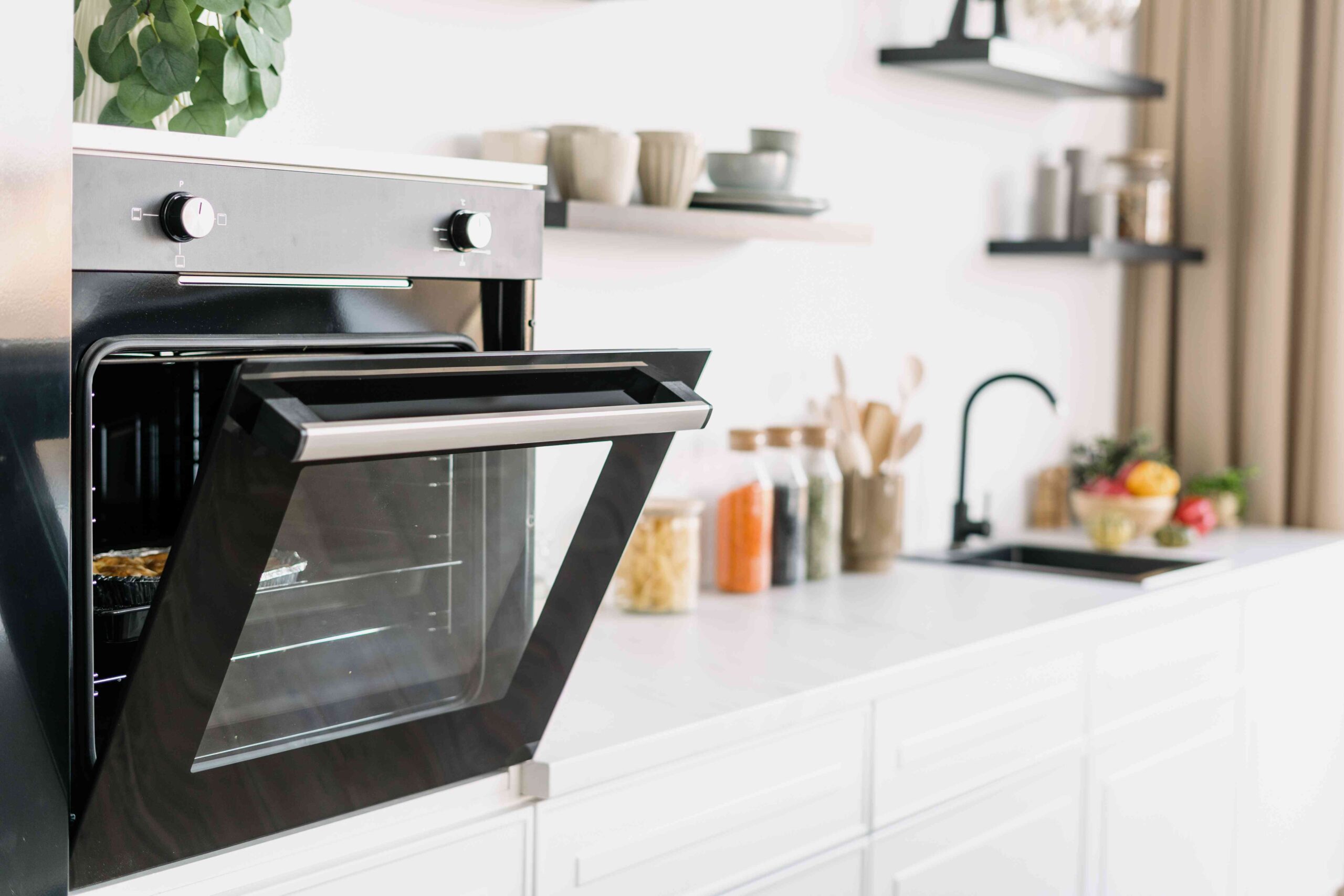 We Predict That This Trendy Kitchen Appliance Might Finally Replace Your Microwave