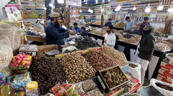 Weekly inflation in Pakistan drops 0.35%: PBS