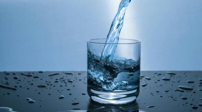 What happens to your body when you drink water first thing in morning?